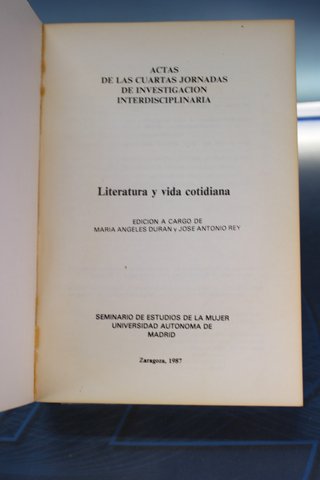 Literatura y vida cotidiana. Estudios de la Mujer.