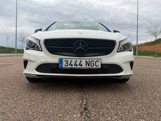 Mercedes-Benz CLA 220d 2017