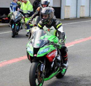 Kawasaki ZX10-R Circuito
