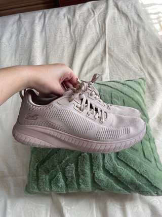 Skechers beige talla 40