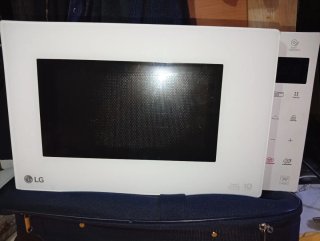 Horno Microondas LG MH6535GDH