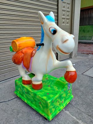 Caballo de juguete para niños