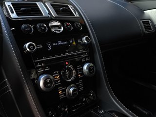Aston Martin Vantage V8 S Coupé Sportshift