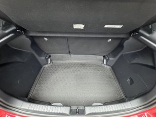 Toyota Yaris 1.5 120H Style Plus