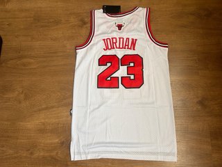 Camiseta retro Chicago Bulls 23