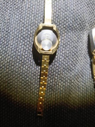 Reloj Elgin Dama Dorado