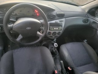 Ford Focus 2000