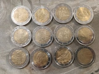 Monedas de dos euros.