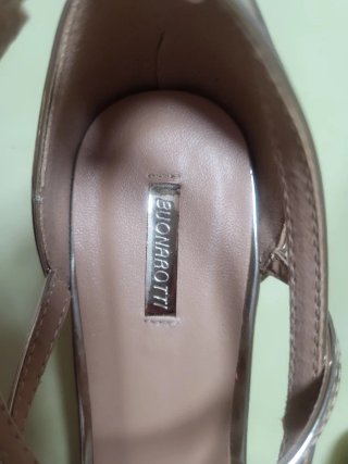 Zapatos nuevos sin usa