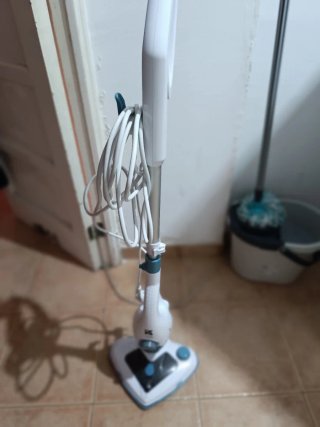Climatizador 55€  Nevera 50€ Vaporeto50€ mesa €10