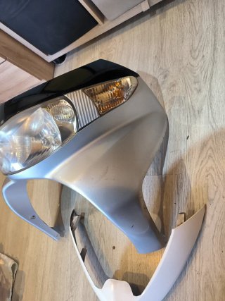 Carenado frontal Suzuki Burgman 125/200