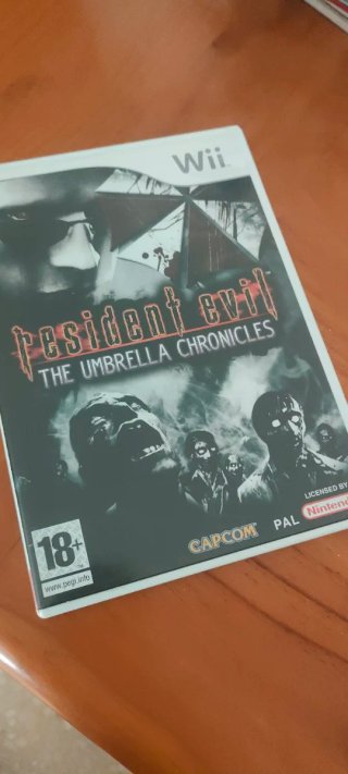 lote de videojuegos i revistas + guias i posters