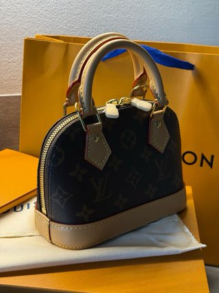 Bolso Louis Vuitton Alma Nano Mini