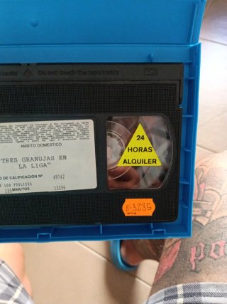 TRES GRANUJAS EN LA LIGA VIDEO CLUB