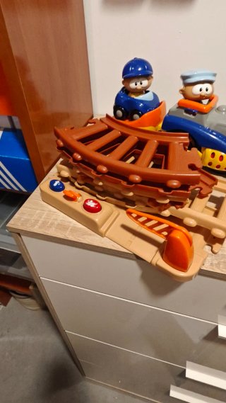Tren de juguete para bebés