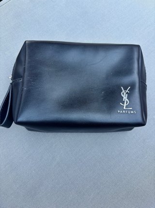 Neceser Yves Saint Laurent Negro