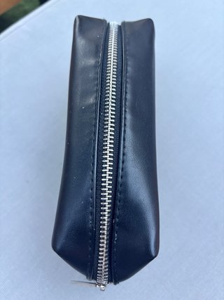 Neceser Yves Saint Laurent Negro
