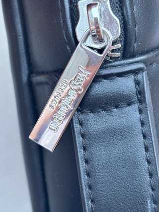 Neceser Yves Saint Laurent Negro