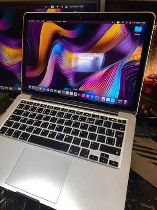 MacBook Pro 2015 13”/ 8GB RAM/ 128GB SSD