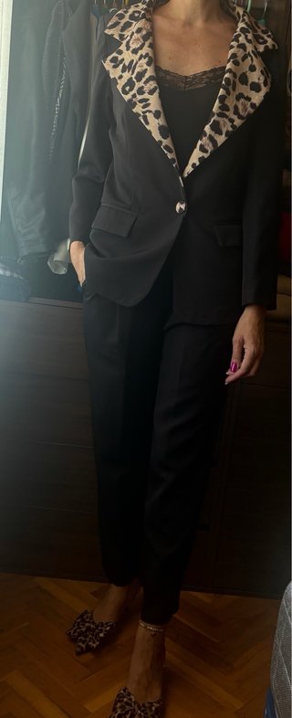 Traje de chaqueta y pantalón estampado