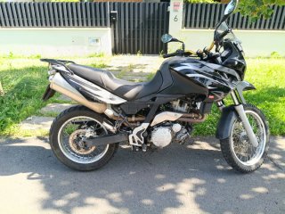 APRILIA PEGASO 650 año 2010 ETIQUETA C CARNET A2