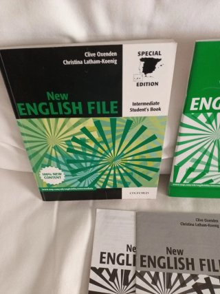 Regalo. New English File Int Sb for Spain