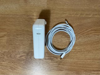Cargador MacBook 140W + Cable MagSafe 3 de Apple