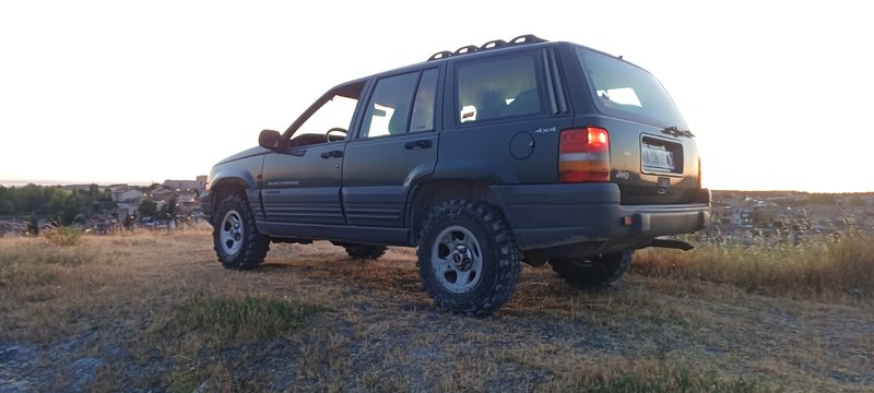 Jeep Grand Cherokee 1998 - foto 1