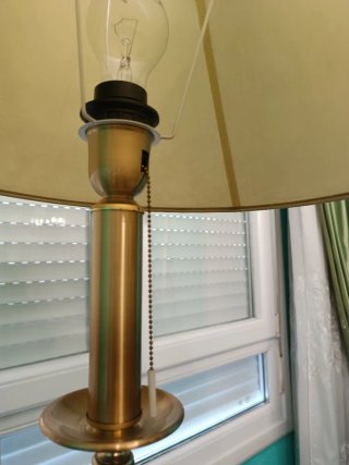 VENDO LÁMPARA DE PIE VINTAGE