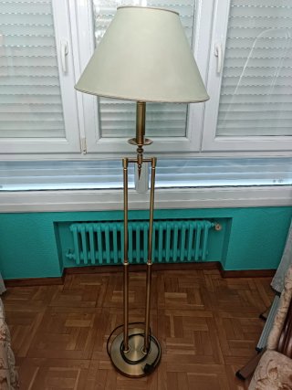 VENDO LÁMPARA DE PIE VINTAGE