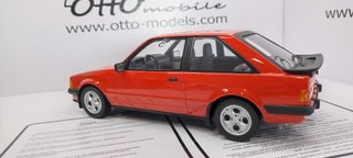 Ford Escort XR3i 1/18 Otto Rojo