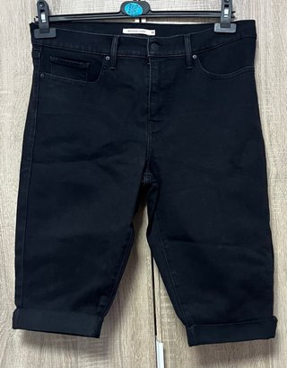 Bermudas Levi's 311 Shaping Skinny Negras Talla 32