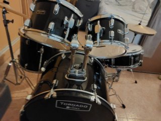 Batería de percusión Tornado completa