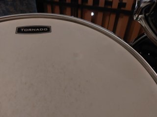 Batería de percusión Tornado completa