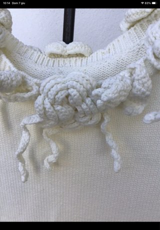 Abito in cotone bianco con fiori