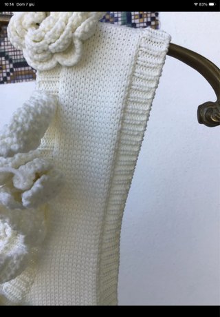 Abito in cotone bianco con fiori