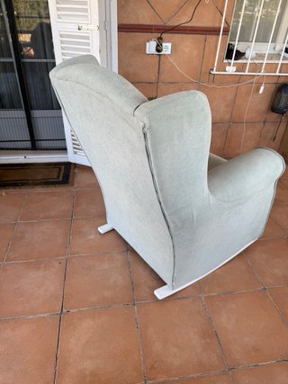 Sillón/mecedora orejero lactancia