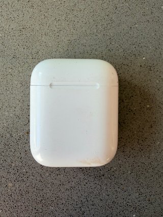 Apple AirPods 2da Generación - Blancos