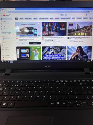 Acer Aspire ES 17 Portátil