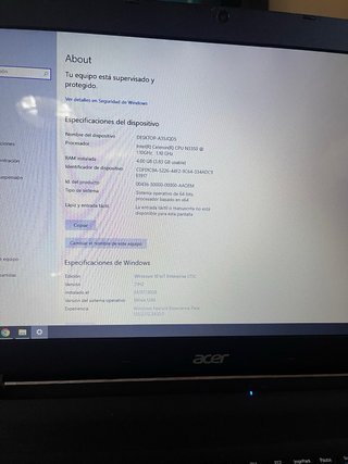 Acer Aspire ES 17 Portátil