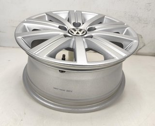 Llanta original suelta Volkswagen Golf 15 pulgadas
