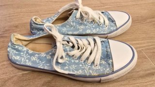 Zapatillas tipo Converse azul flores T40