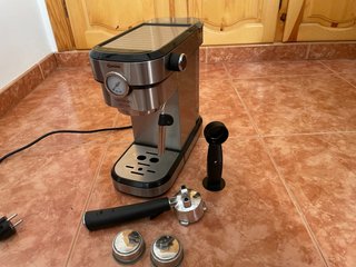 Cafetera Cecotec Cumbia Cafelizzia