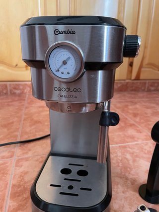 Cafetera Cecotec Cumbia Cafelizzia