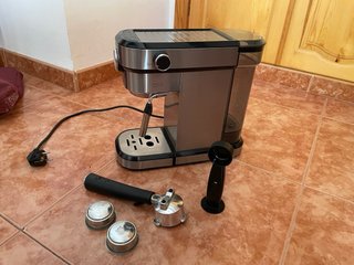Cafetera Cecotec Cumbia Cafelizzia