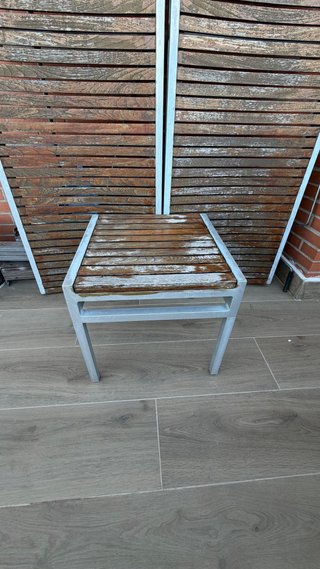 Conjunto 2 tumbonas + mesa auxiliar de madera