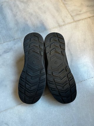 Zapatillas senderismo Quechua negras Talla 42