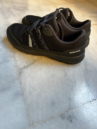 Zapatillas senderismo Quechua negras Talla 42