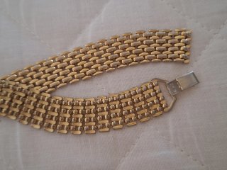 Collar dorado bisutería y pulseras Bañadas en oro