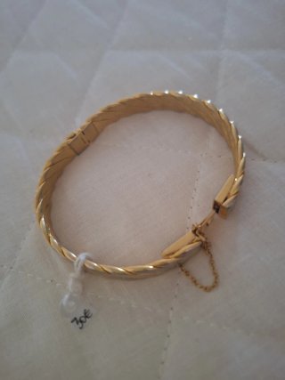 Collar dorado bisutería y pulseras Bañadas en oro